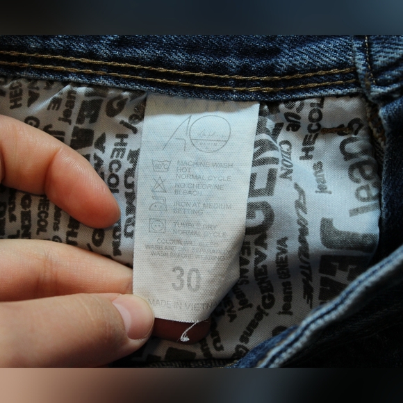 Ambition Denim Shorts - Picture 6 of 6